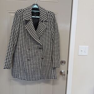 Forever 21 Black and White Houndstooth Pea Coat